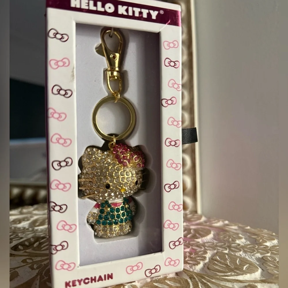 Hello Kitty add instant